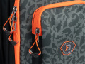 Delphin Darx Atak! Swift Crossbody Hátizsák